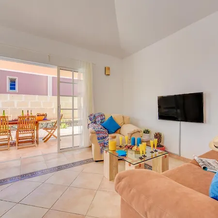 Aloe Con Piscina Climatizada, Playa Fanabe, Ferienhaus Costa Adeje (Tenerife)