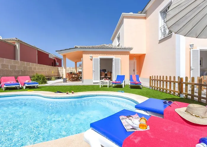 Aloe Con Piscina Climatizada, Playa Fanabe, Prázdninový dům *