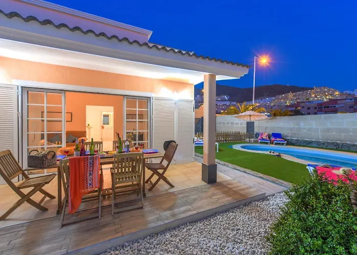 Aloe Con Piscina Climatizada, Playa Fanabe,